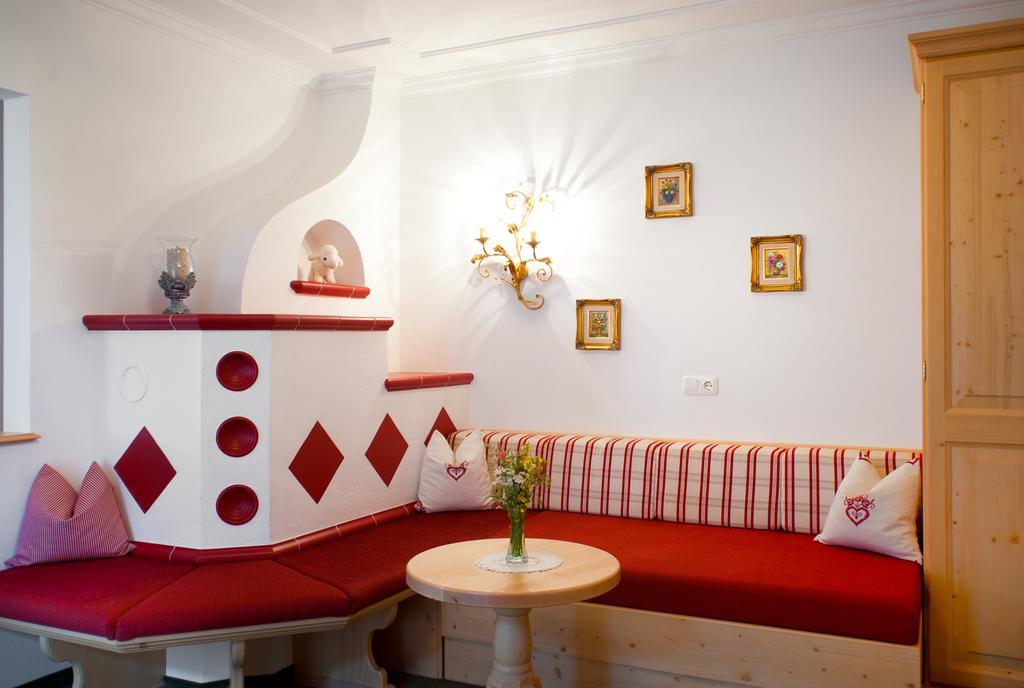 Ferienschloessl Harmonie Hotel Холцгау Стая снимка