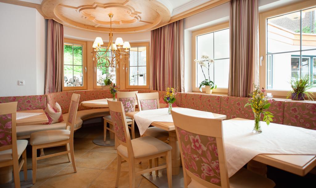 Ferienschloessl Harmonie Hotel Холцгау Екстериор снимка