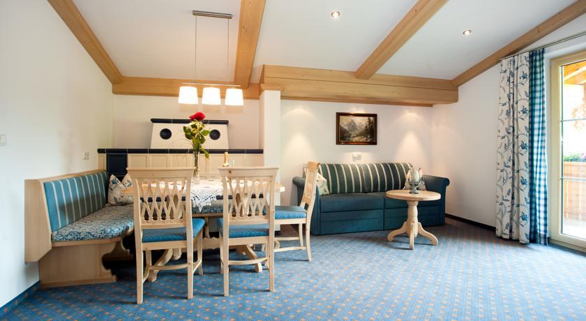Ferienschloessl Harmonie Hotel Холцгау Екстериор снимка