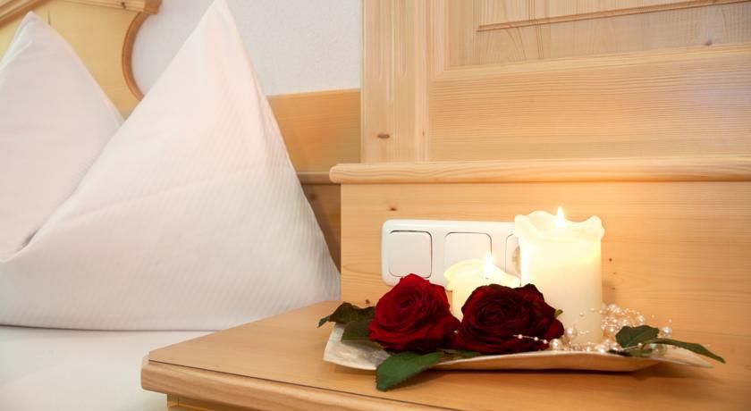 Ferienschloessl Harmonie Hotel Холцгау Стая снимка