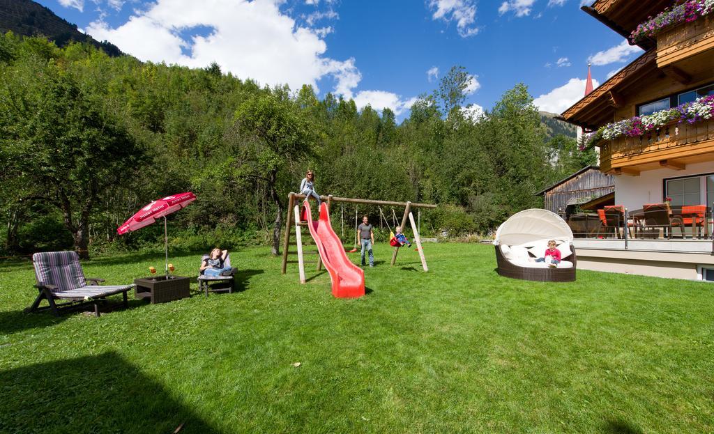 Ferienschloessl Harmonie Hotel Холцгау Екстериор снимка