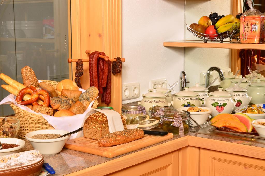 Ferienschloessl Harmonie Hotel Холцгау Екстериор снимка